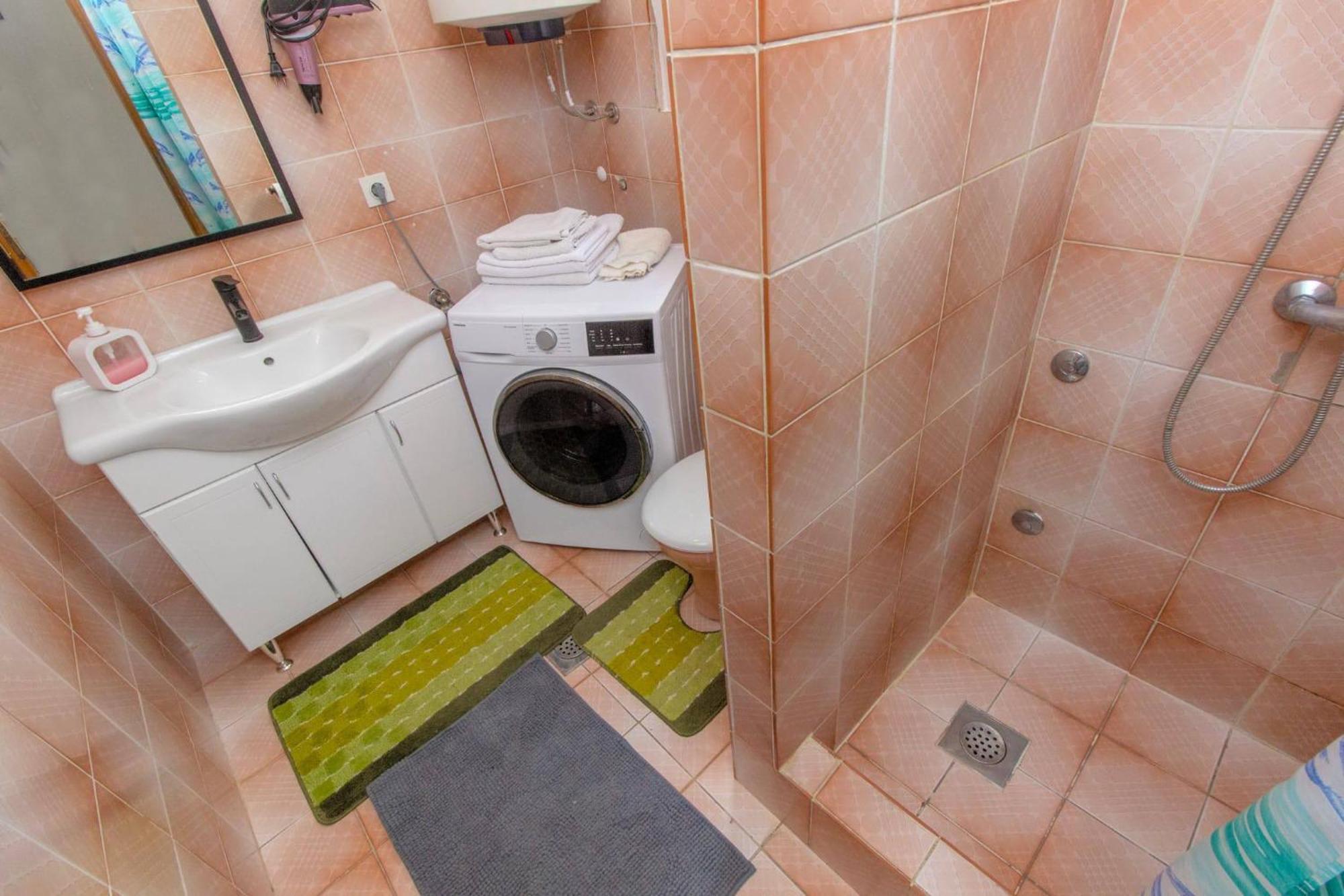 Tribalj Apartments Alaga מראה חיצוני תמונה