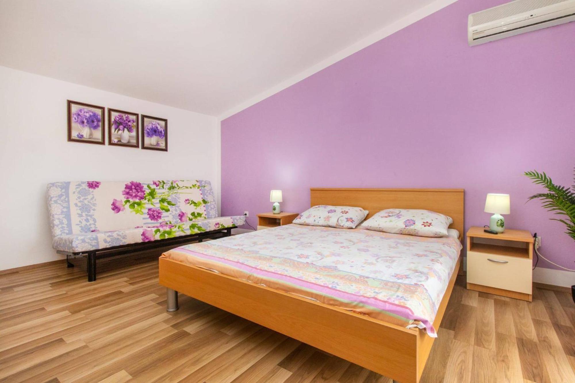 Tribalj Apartments Alaga מראה חיצוני תמונה