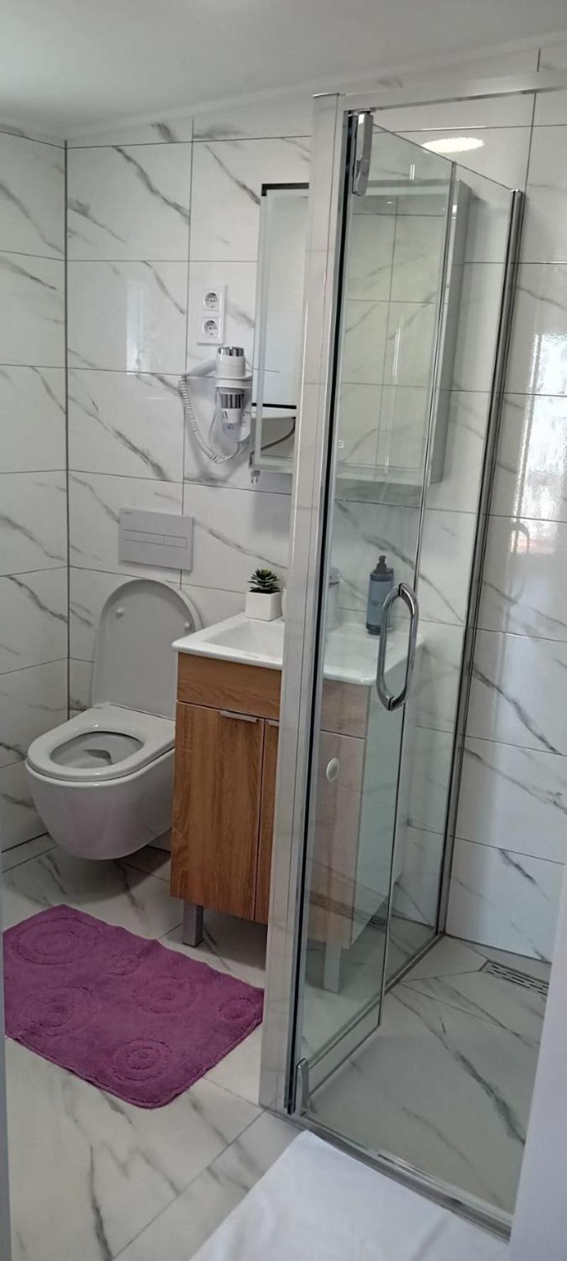 Tribalj Apartments Alaga מראה חיצוני תמונה